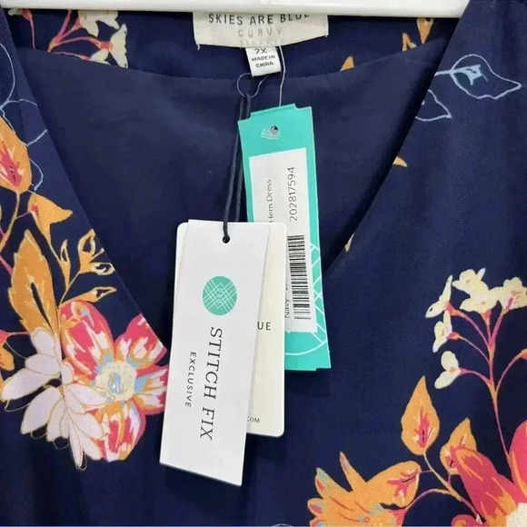 Skies Are Blue Curvy Sleeveless Maxi Dress Plus Sz 2x VNeck Blue Floral - Picture 4 of 9